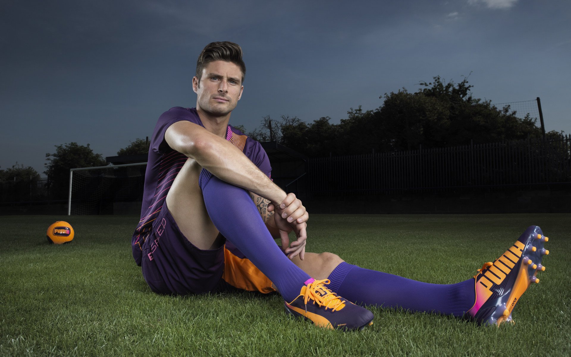 无名小卒掀翻豪门战舰!克罗地亚硬汉奥利维耶,一肩扛起整个国家的足球尊严